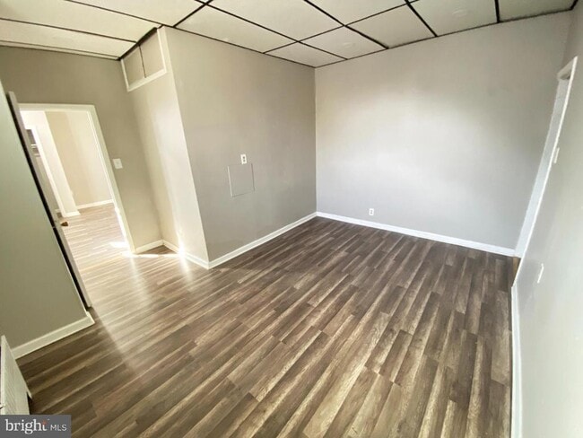 Foto del edificio - 2930 Frankford Ave