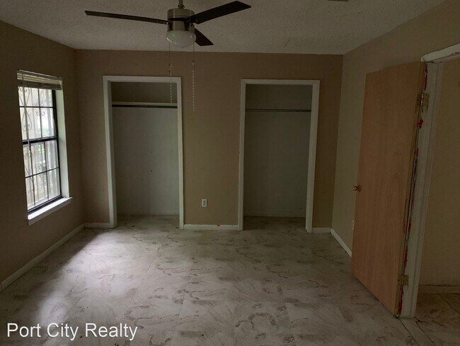 Building Photo - 2 br, 2 bath House - 2058 Weinstock St.