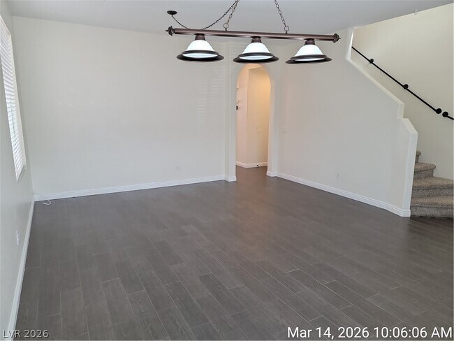 Foto del edificio - 998 Lone Pine River Ave