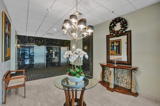 Building Photo - 1401 S Ocean Blvd