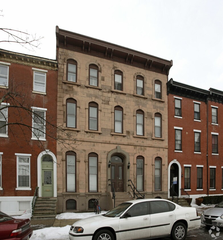 Building Photo - 1822-1824 Green St