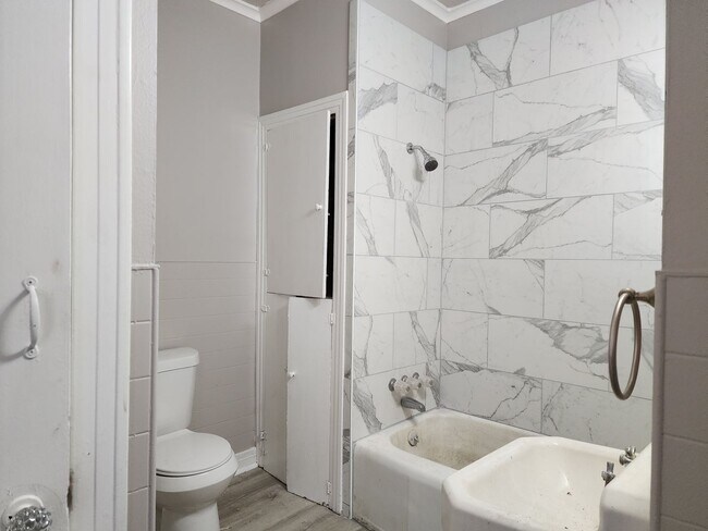 Foto del edificio - 1332 Wilkinson St