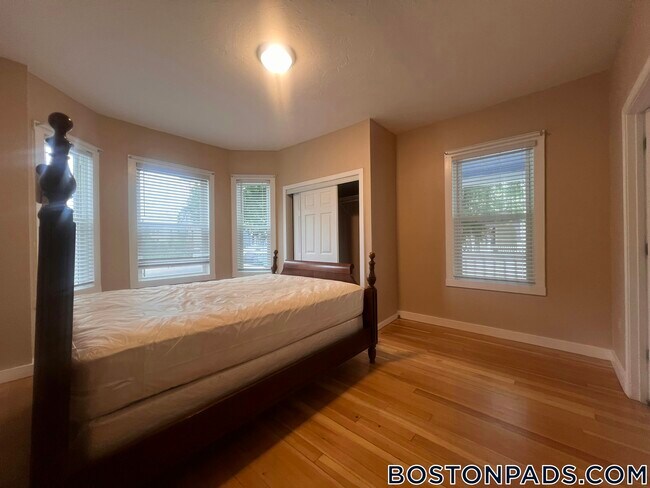 Foto del edificio - 816 River St