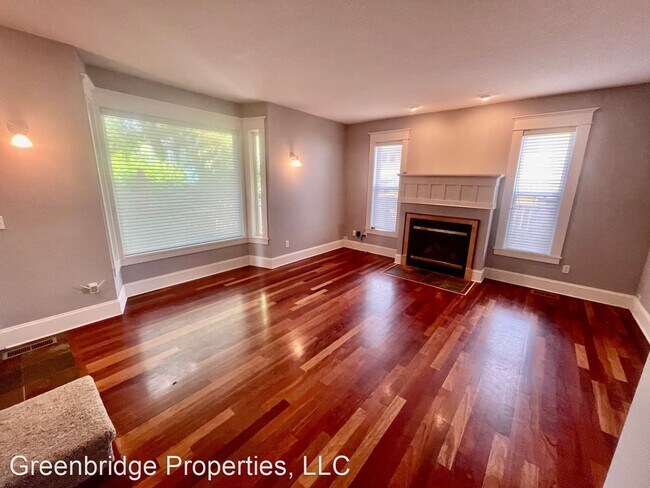 Building Photo - 3 br, 2.5 bath House - 1929 NE 13th Ave.