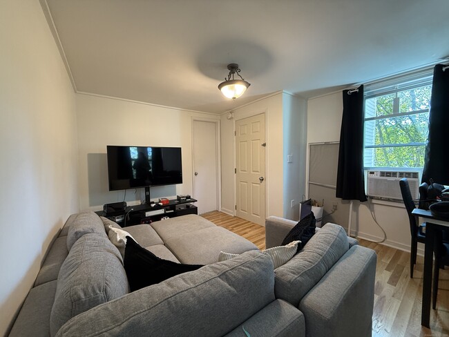 Foto del edificio - 63 Greenwood Ave