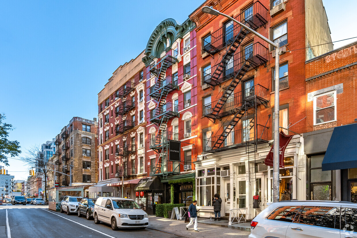 Primary Photo - 375 Broome St