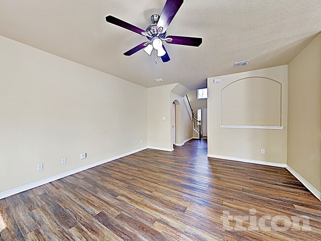 Building Photo - 2146 Cimarron St