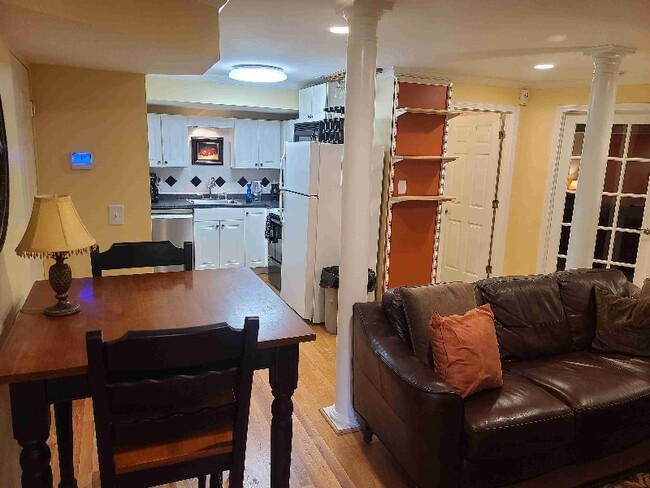 Foto del edificio - 6735 River Springs Ct NW
