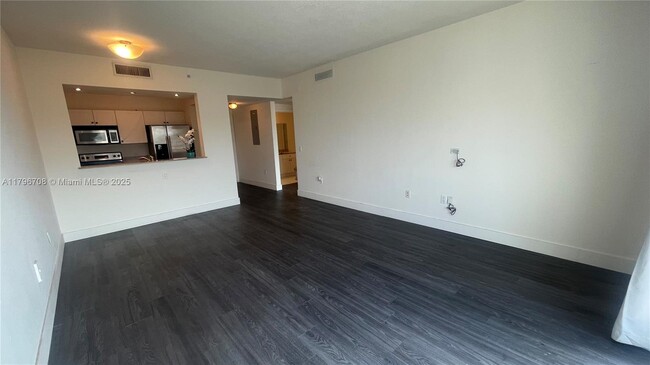 Building Photo - 117 NW 42nd Ave