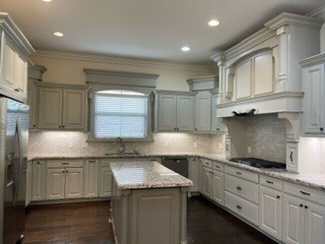 Foto del edificio - Home for Lease In Graywood Available on 2/...