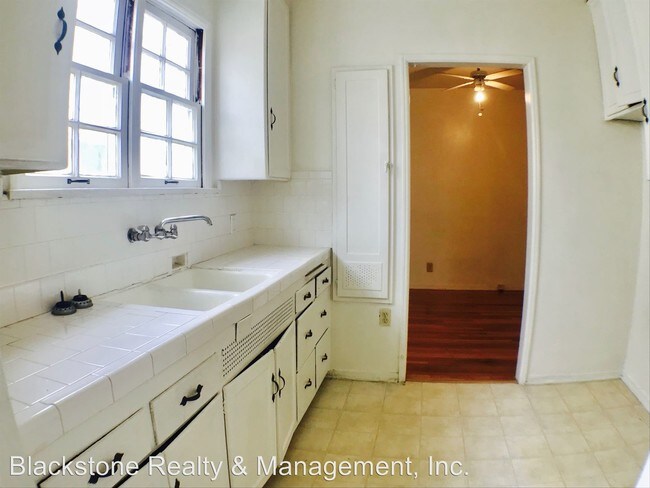 Building Photo - 5177 W 20th St