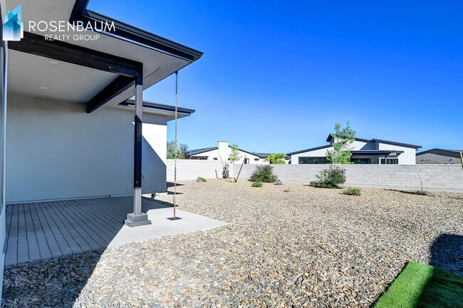 Foto del edificio - Gorgeous 2-beds, 2-baths single level home in the beautiful new Jasper community!