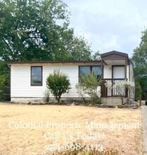 Building Photo - 2700 Terrace Dr