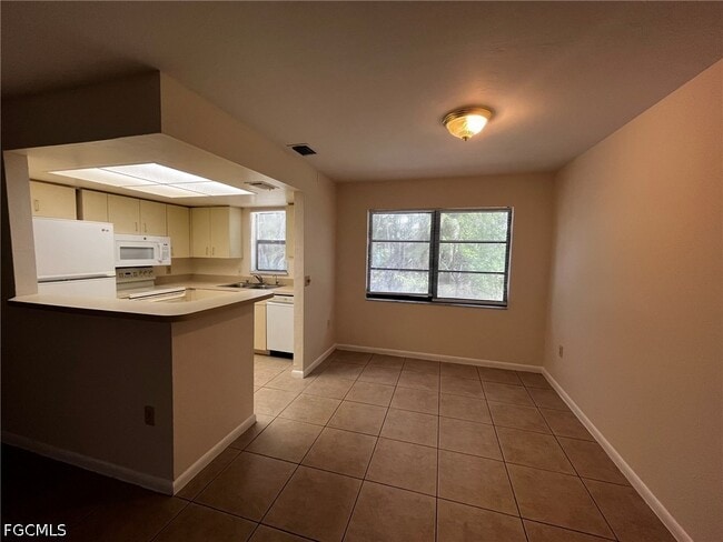 Foto del edificio - 919 SE 8th Terrace