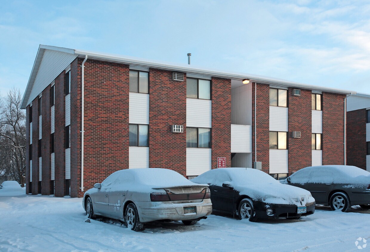 Building Photo - Fairview Apartments