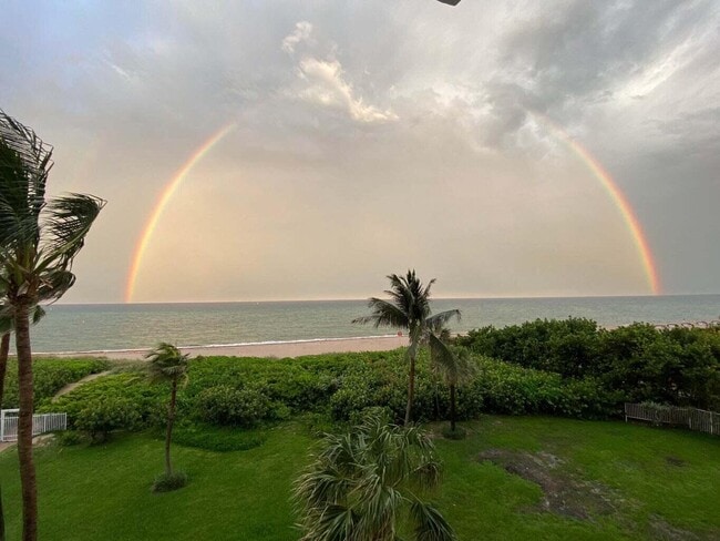 Foto del edificio - 1610 N Ocean Blvd