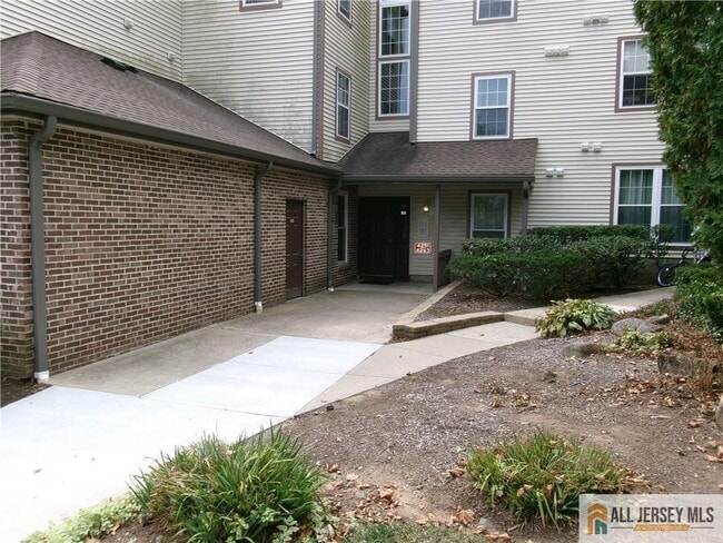 Building Photo - 4261 Bayberry Ct