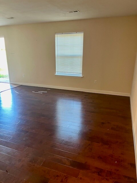 Photo - 1352 Franklin Ave Apartments