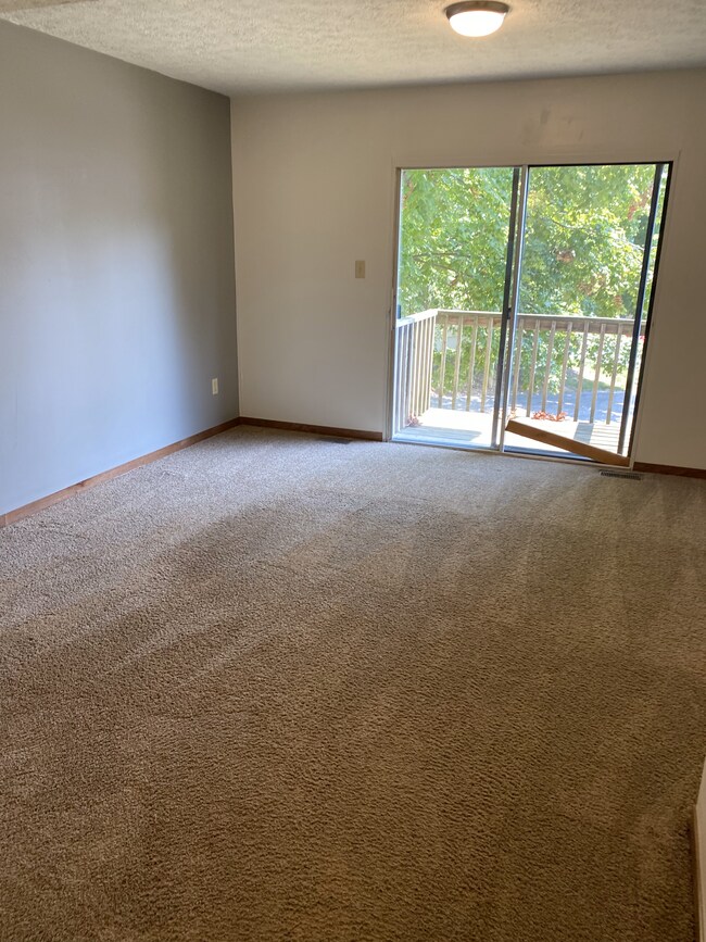 Living Room - 2341 S Burberry Ln