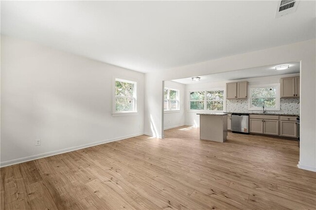 Foto del edificio - 3981 Rutgers Dr SW