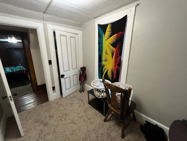 Foto del edificio - 4 Bedroom Single Family Home Merrill!!!!