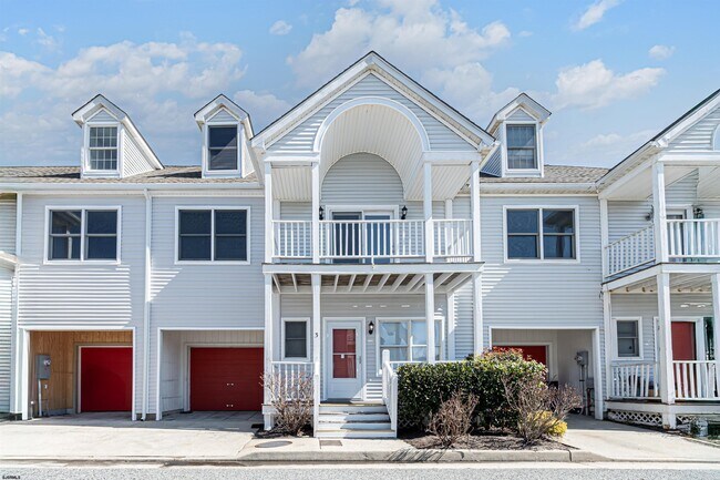 Building Photo - 3 Barkentine Ct