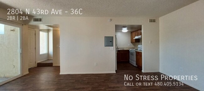 Building Photo - 2 Bedroom Condo at 43rd Ave and Thomas!