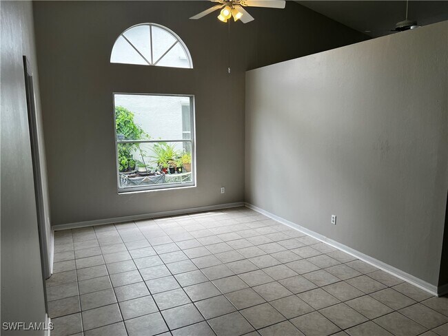Foto del edificio - 18072 Horseshoe Bay Cir
