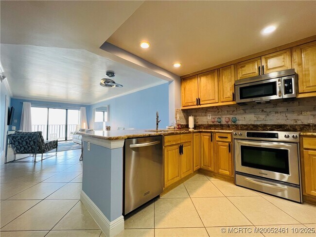 Foto del edificio - 9400 S Ocean Dr