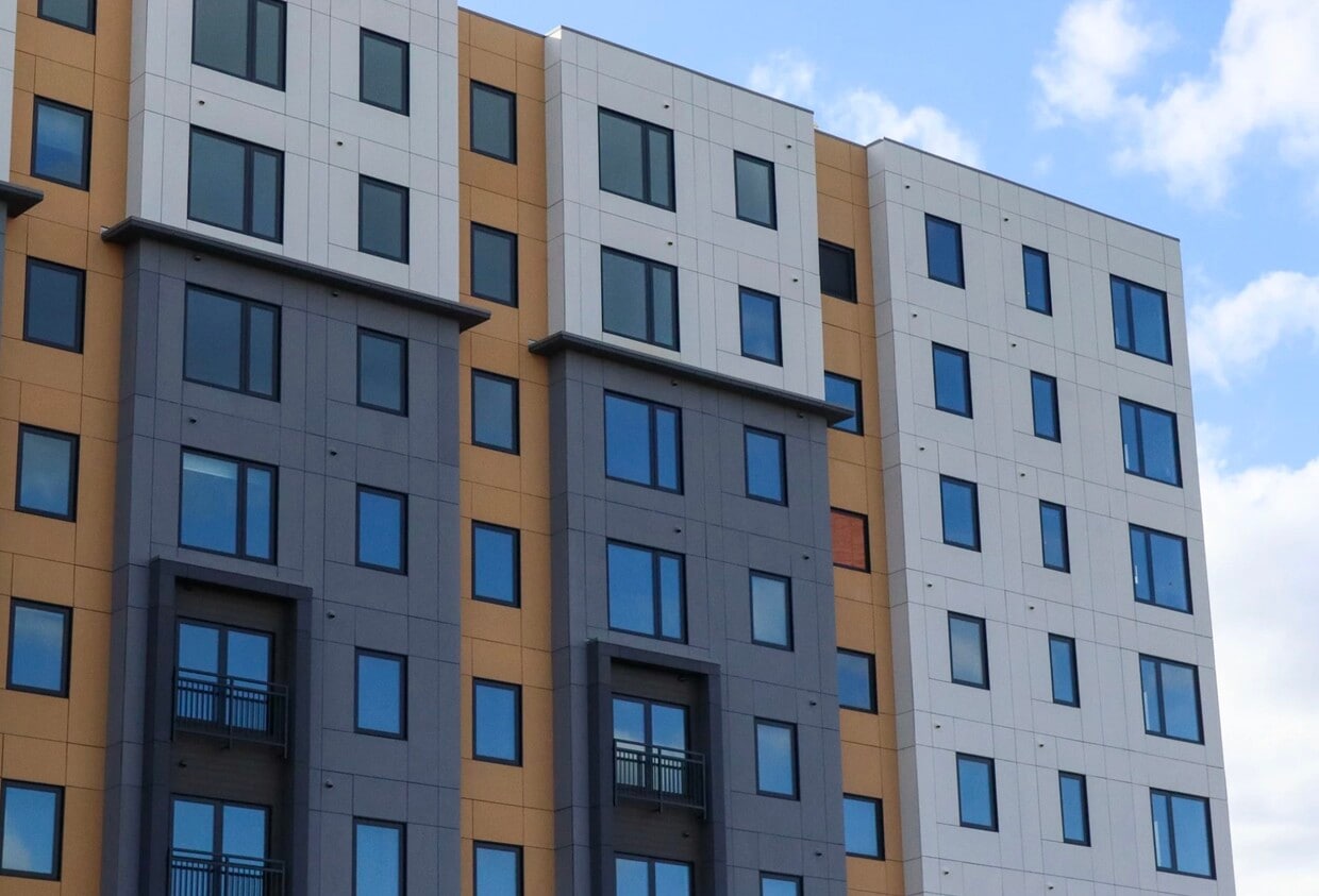 Primary Photo - 20 Stephenson Aman Street