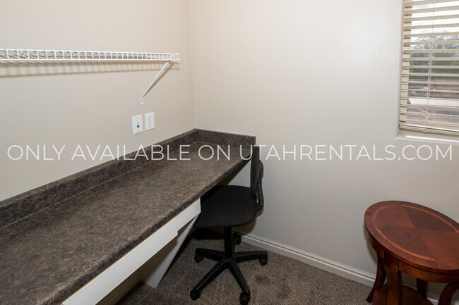 Foto del edificio - 837 E 620 N St