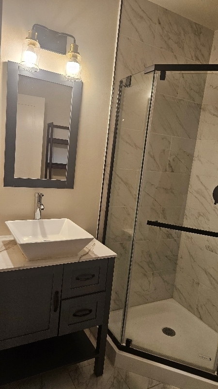 Foto del edificio - 18209 Saticoy St