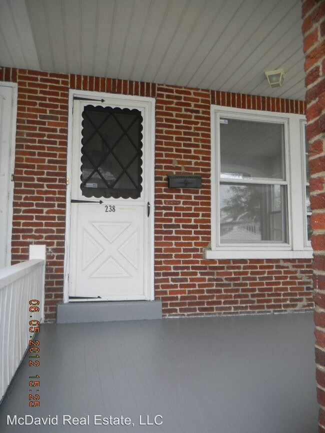 Foto del edificio - 238 N Saint George St