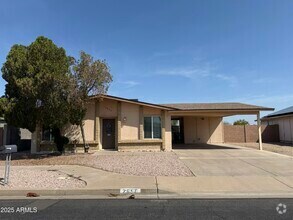 Building Photo - 2650 W Isabella Ave