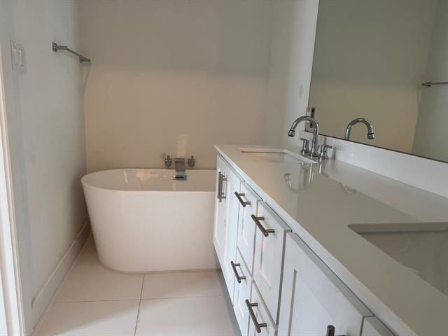 Foto del edificio - 645 N Tyler St