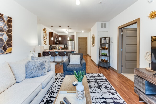 Foto del edificio - 2700 Capitol Park