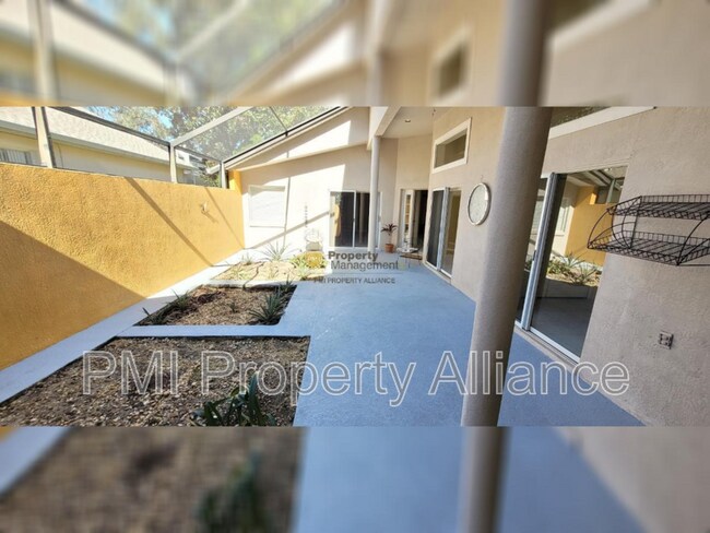 Foto del edificio - 17343 Summer Oak Ln