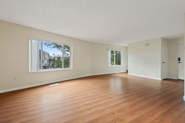 Building Photo - 3915 Covington Way