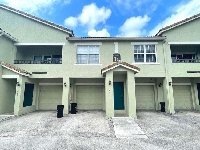 Building Photo - 1603 Belmont Pl
