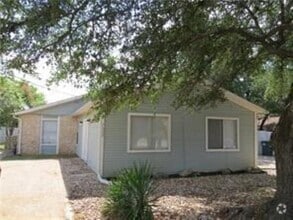 Building Photo - 2600 S Bagdad Rd