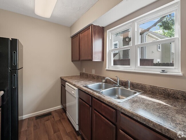 Double Bowl Sink! - McMillen Woods Apartments