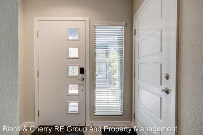 Building Photo - 2 br, 2.5 bath House - 11301 Vision Peak #103