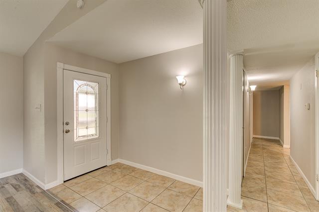 Building Photo - 7200 Whitewood Dr