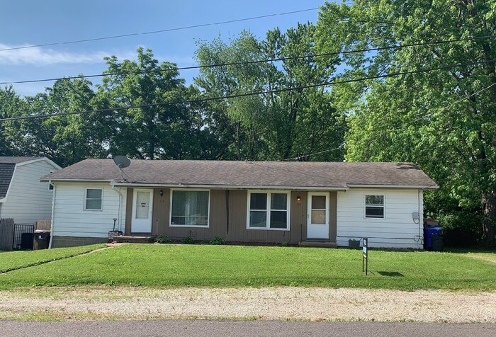 Primary Photo - Duplex Unit in Peoria Heights