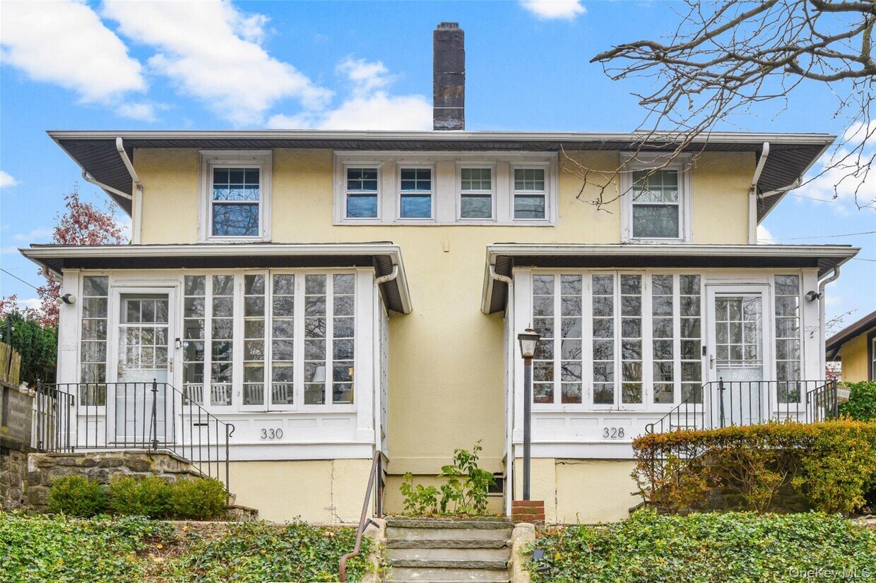 Foto principal - 330 First Ave