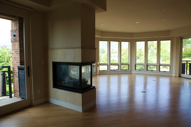 Building Photo - 2801 Pennsylvania Ave