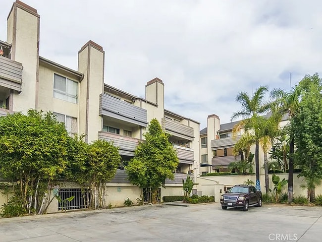 Foto del edificio - 20253 Keswick St