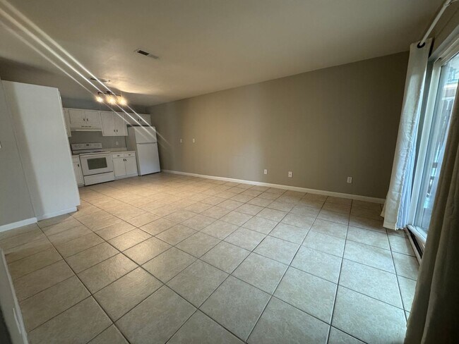 Foto del edificio - Gulf Breeze - Greenbriar Estate - 2 bedroom, 1 bathroom