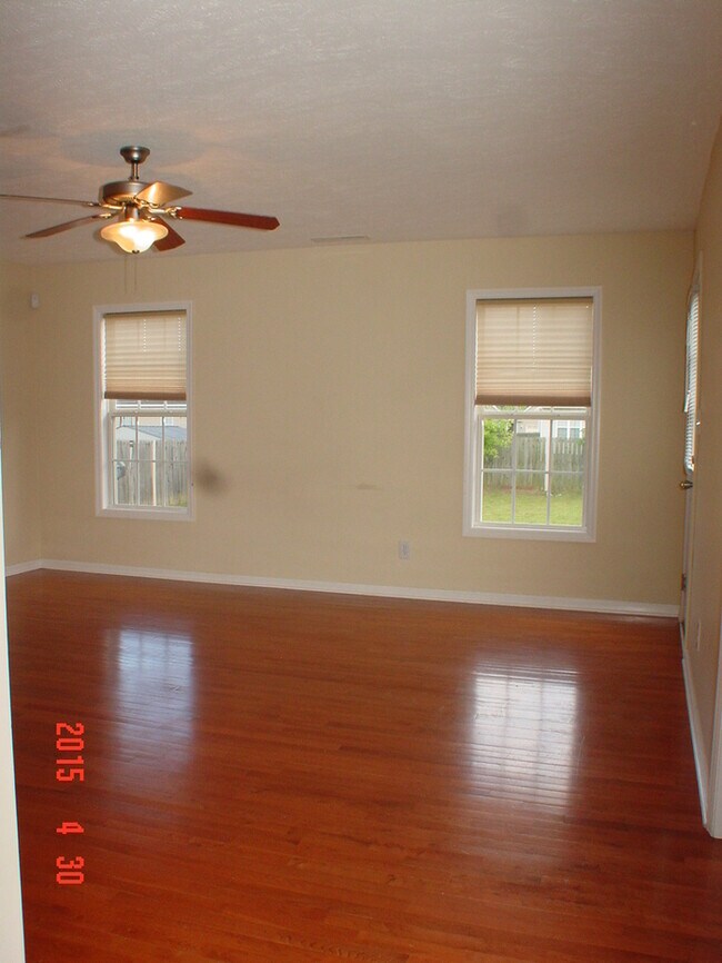 Building Photo - 8325 Hurrican Ln