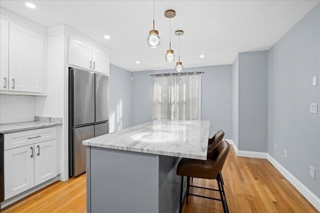 Foto del edificio - 67 N Quinsigamond Ave